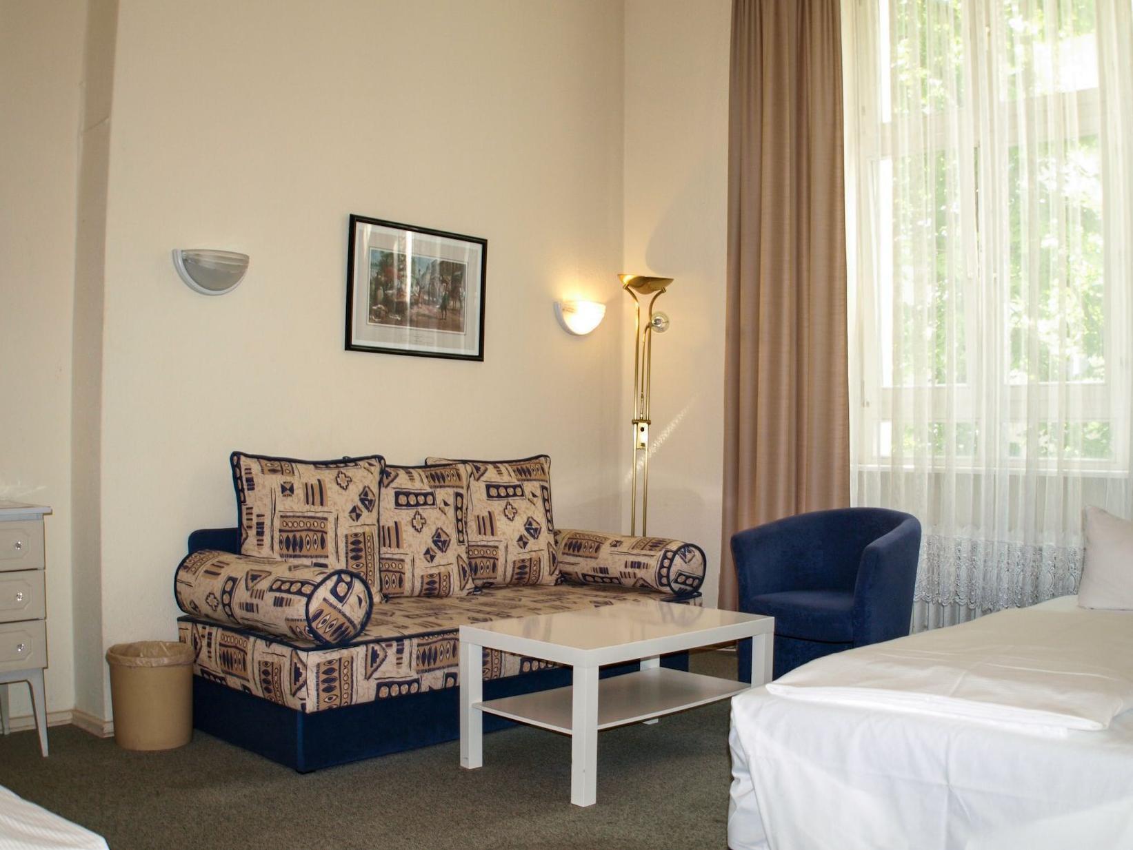 Hotel Midi City West Am Ku'damm 3*